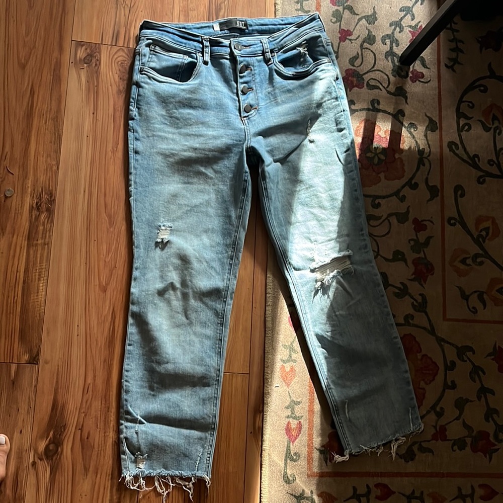 Kut, stretchy boyfriend jeans, size 6